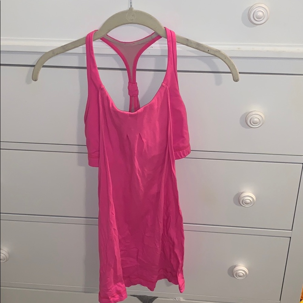 Lululemon workout top with built in bra